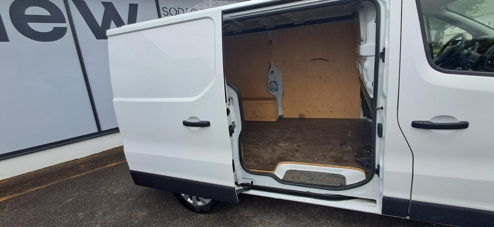 Renault Trafic - Photo 10