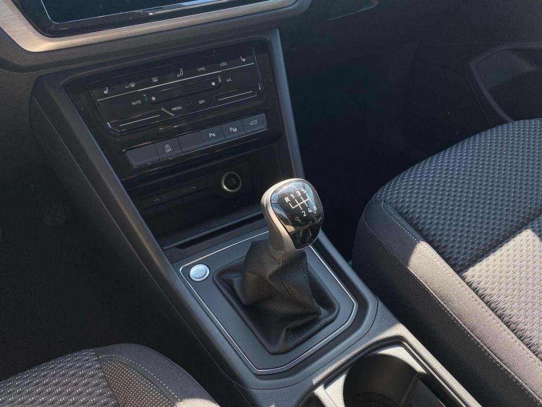Volkswagen Touran - Photo 11