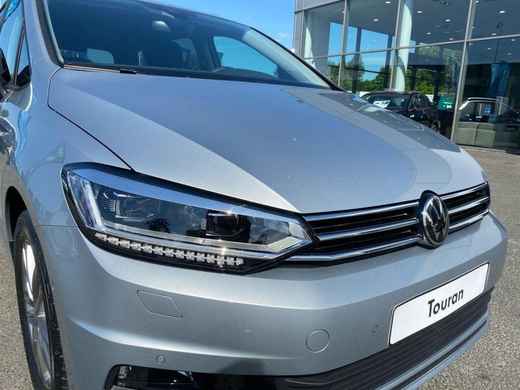 Volkswagen Touran - Photo 26
