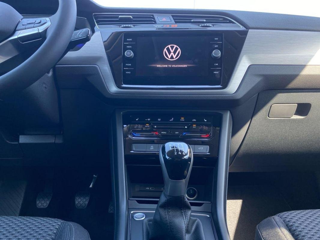 Volkswagen Touran - Photo 10