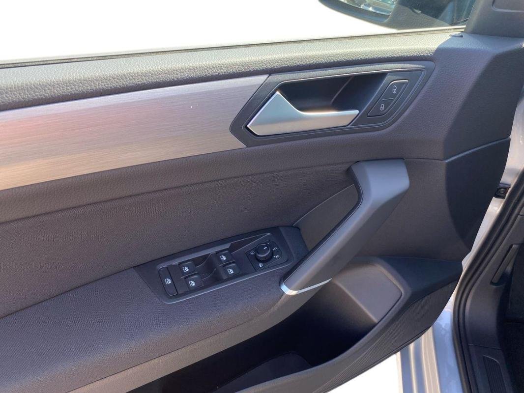 Volkswagen Touran - Photo 15