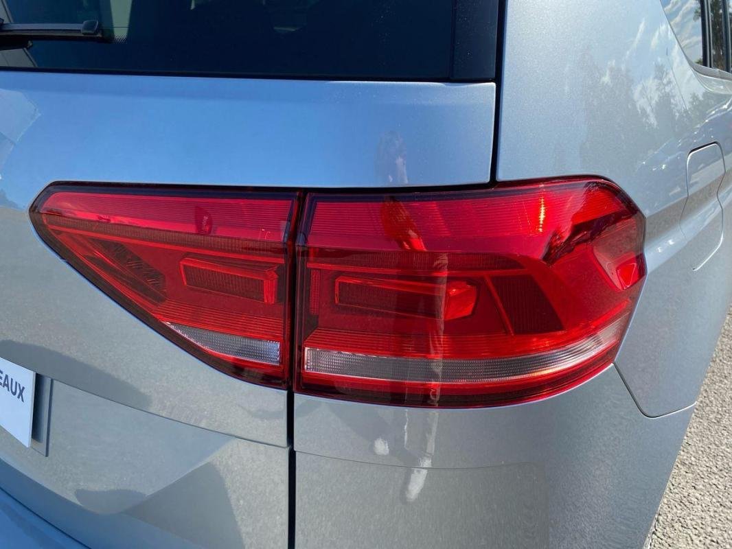Volkswagen Touran - Photo 33
