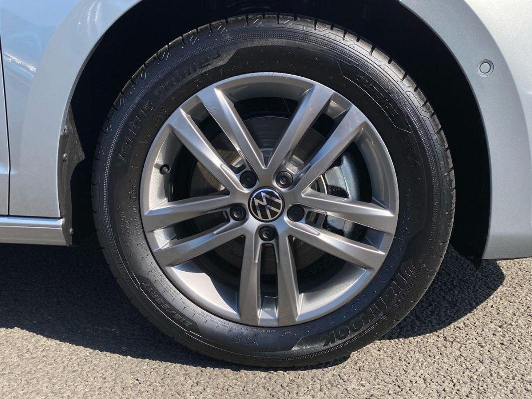 Volkswagen Touran - Photo 34