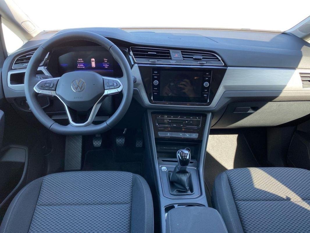 Volkswagen Touran - Photo 8