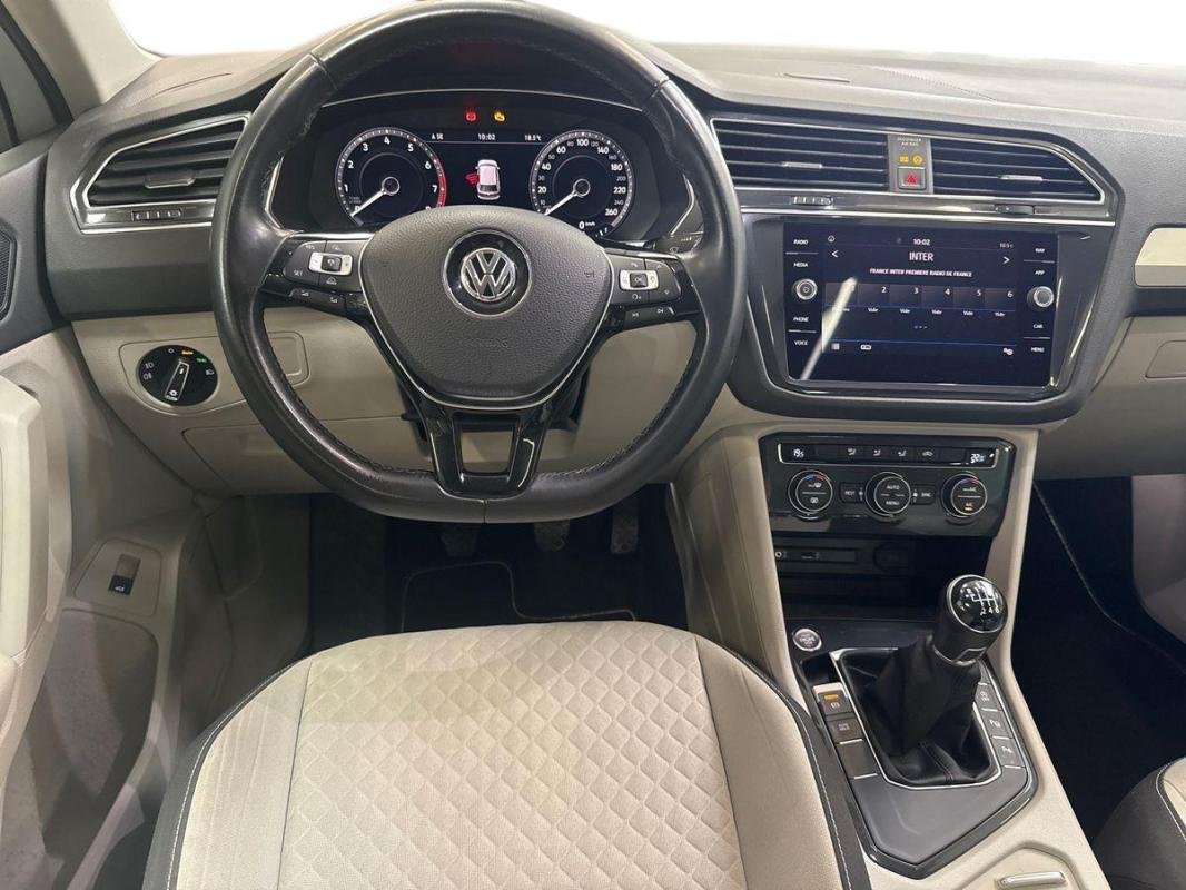 Volkswagen Tiguan - Photo 24