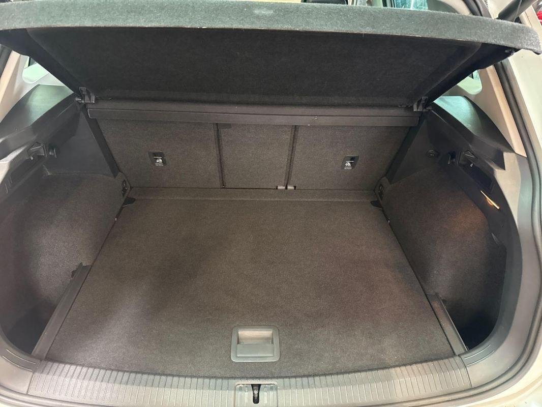 Volkswagen Tiguan - Photo 31