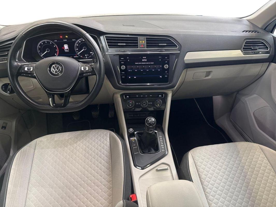 Volkswagen Tiguan - Photo 8