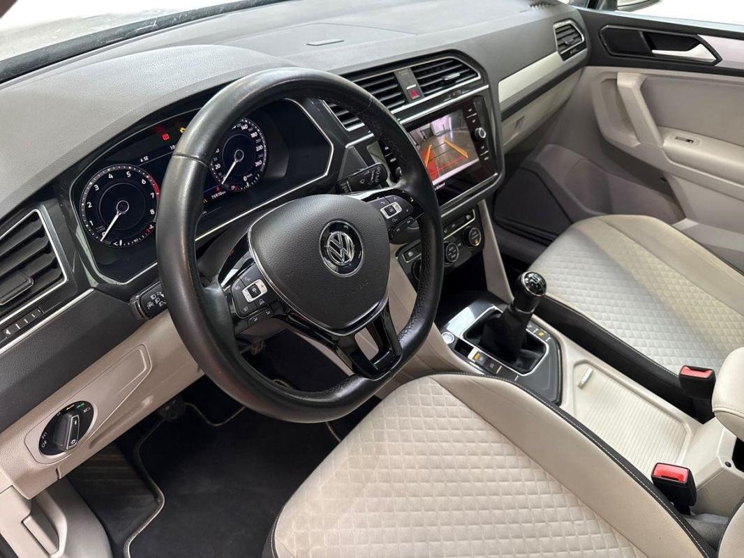 Volkswagen Tiguan - Photo 9
