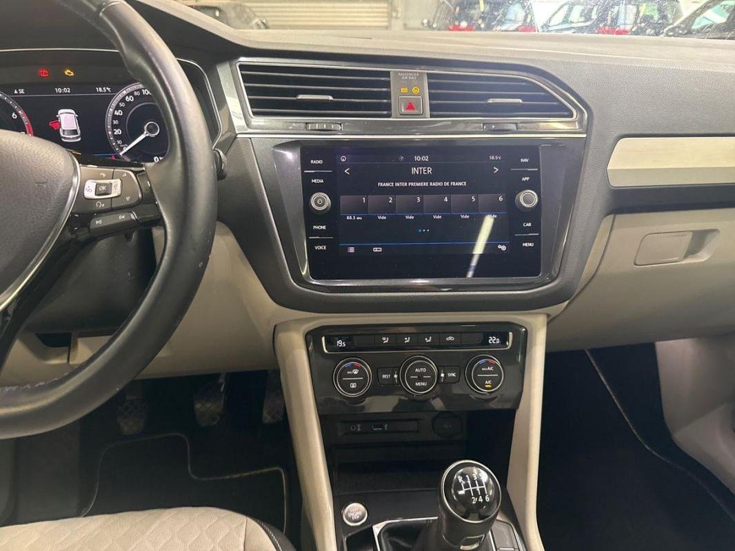 Volkswagen Tiguan - Photo 10