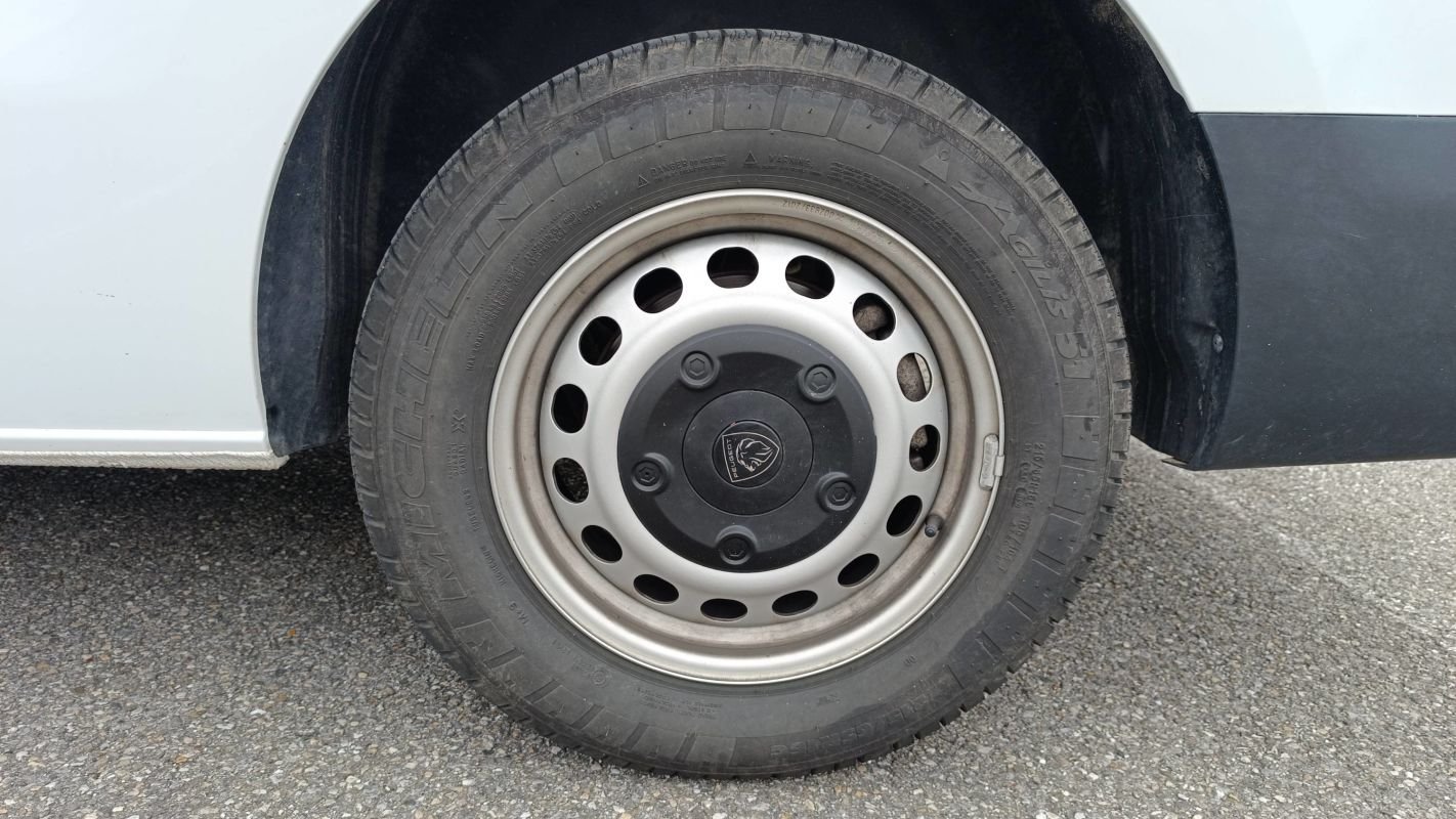 Peugeot Expert - Photo 19