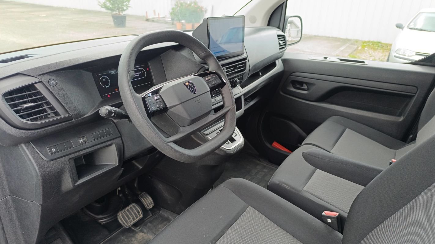 Peugeot Expert - Photo 8