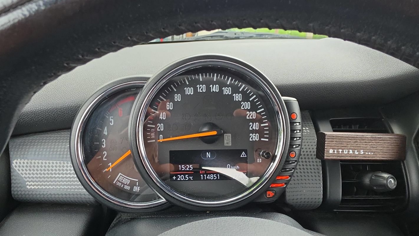 Mini Cabrio - Photo 12