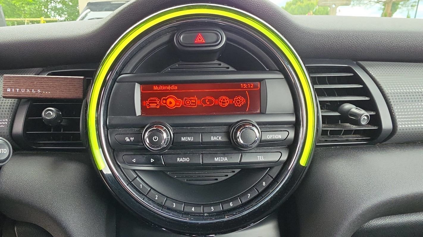 Mini Cabrio - Photo 23