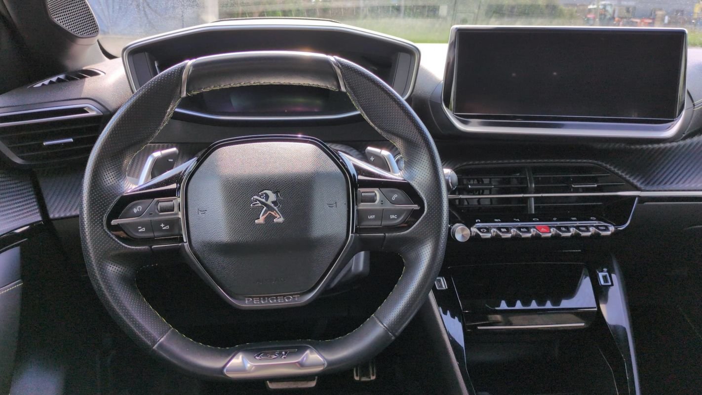 Peugeot 208 - Photo 22