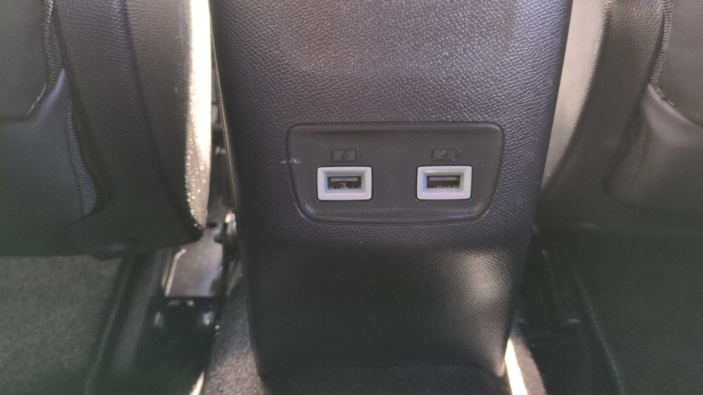 Peugeot 208 - Photo 28