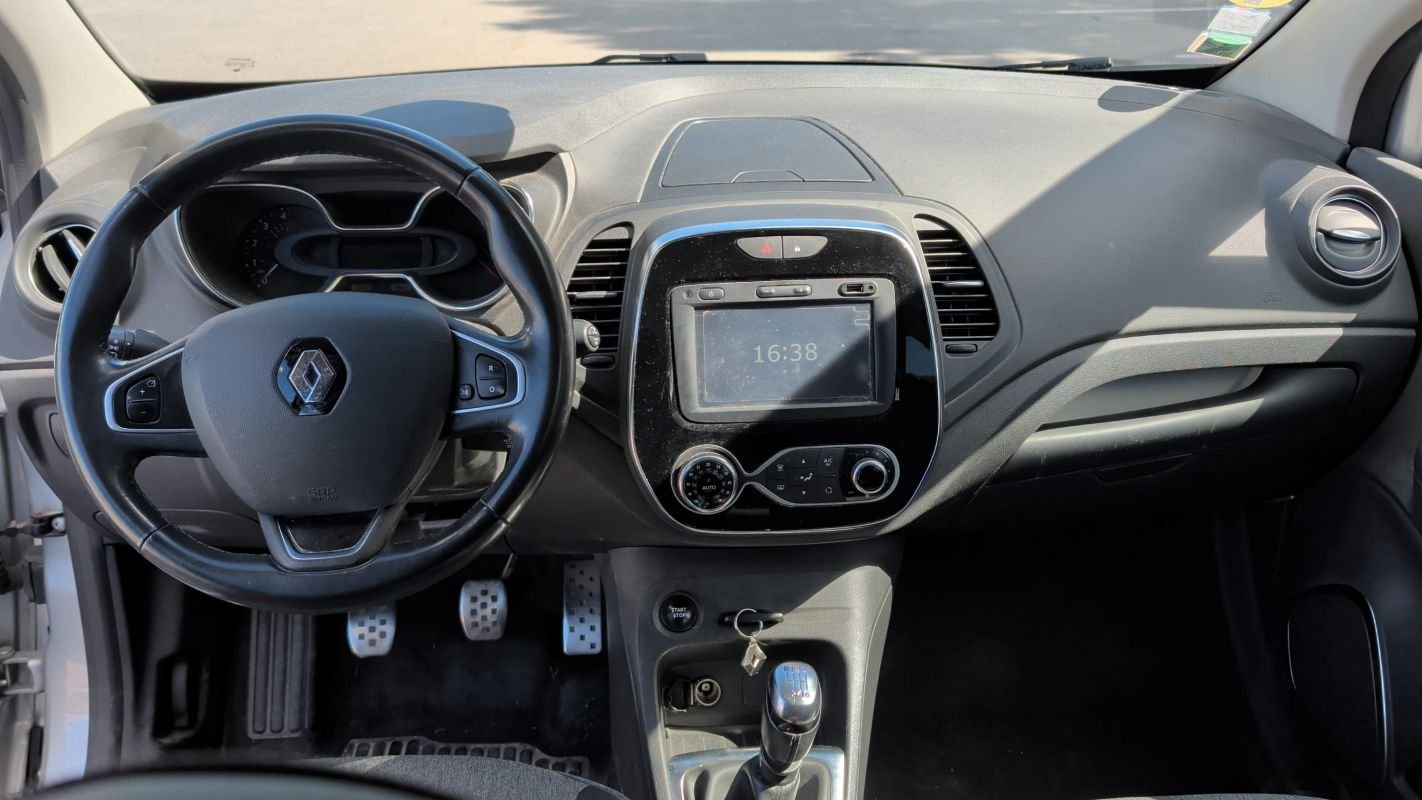 Renault Captur - Photo 11