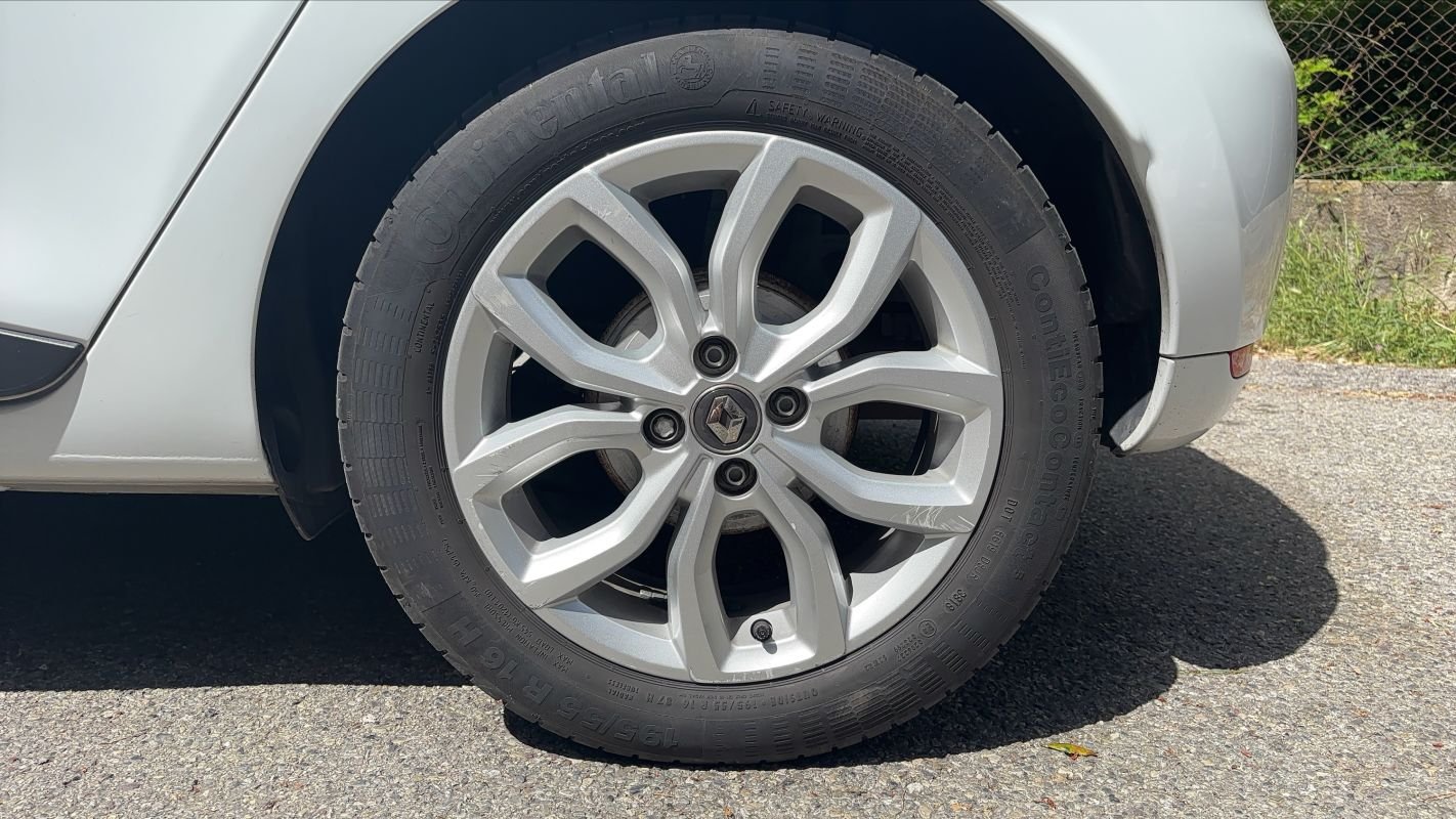 Renault Clio - Photo 19