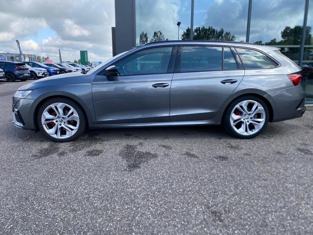 Skoda Octavia - Photo 2