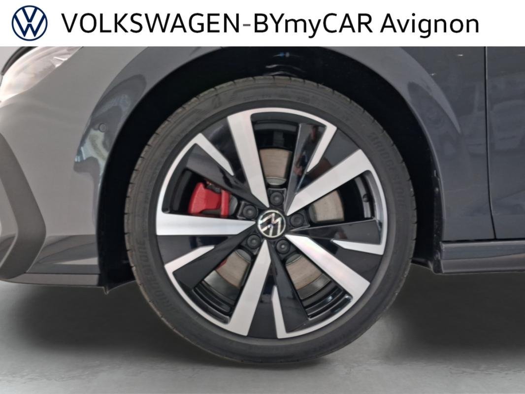 Volkswagen Golf - Photo 17