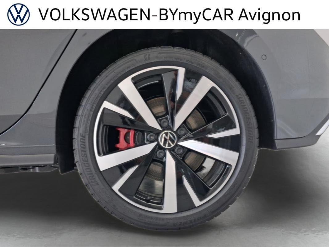 Volkswagen Golf - Photo 18