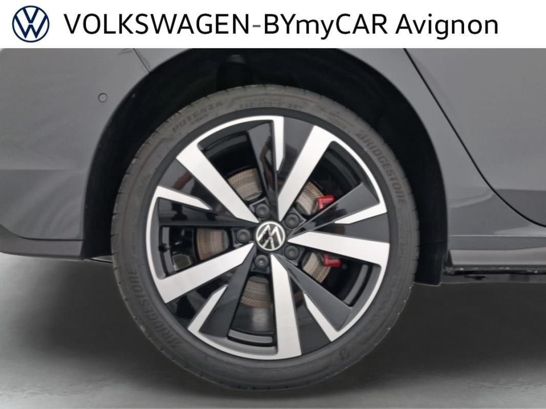 Volkswagen Golf - Photo 19