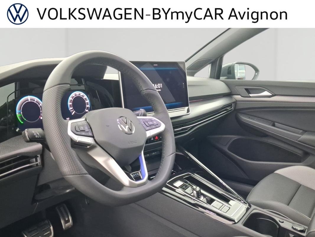 Volkswagen Golf - Photo 23