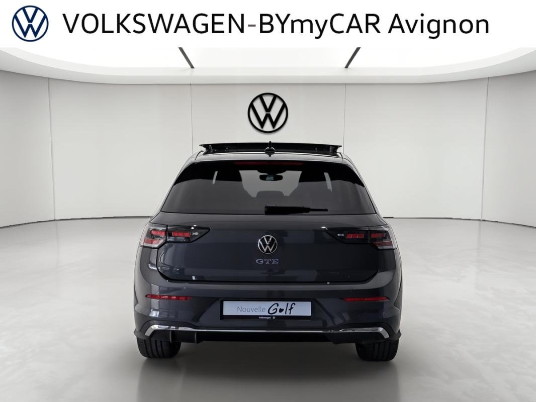 Volkswagen Golf - Photo 4