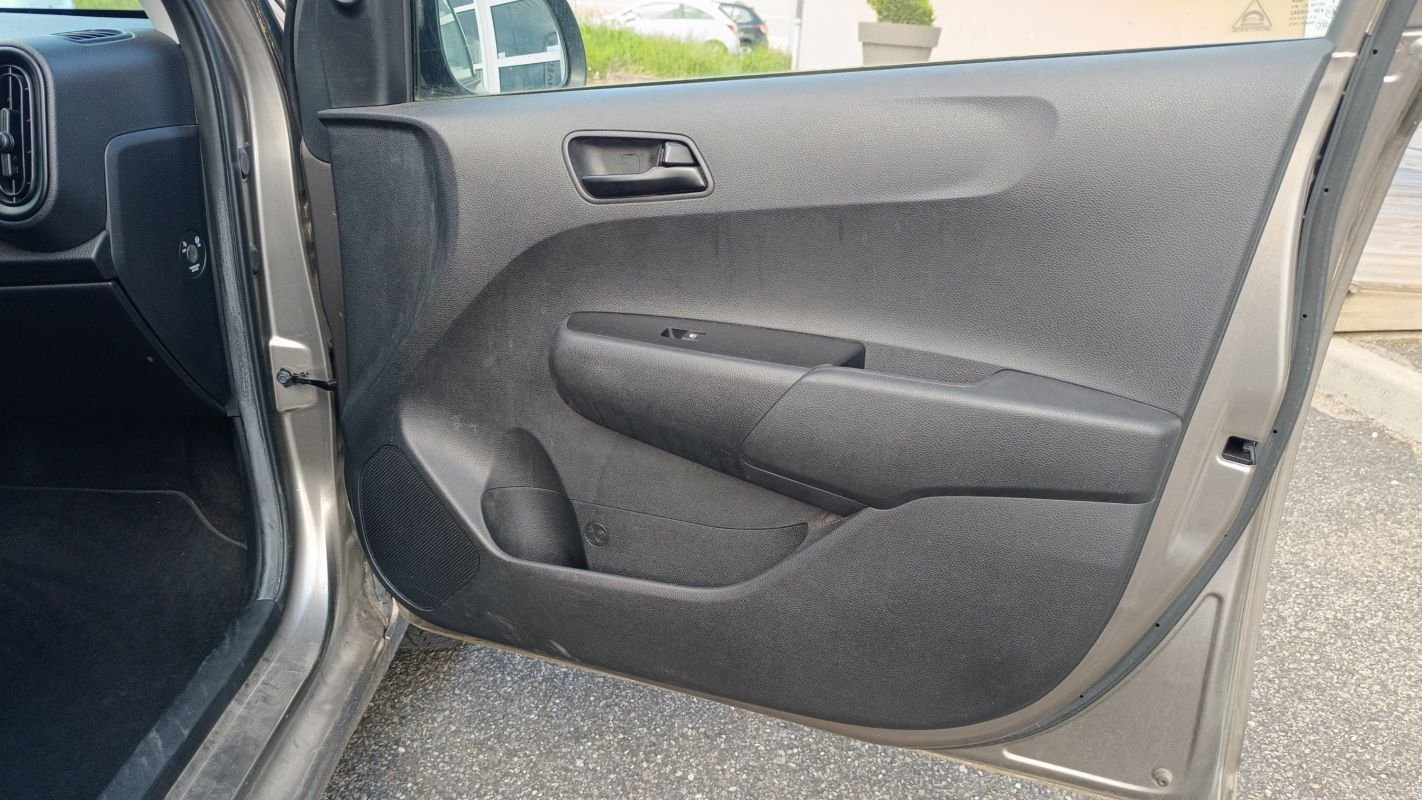 Kia Picanto - Photo 22