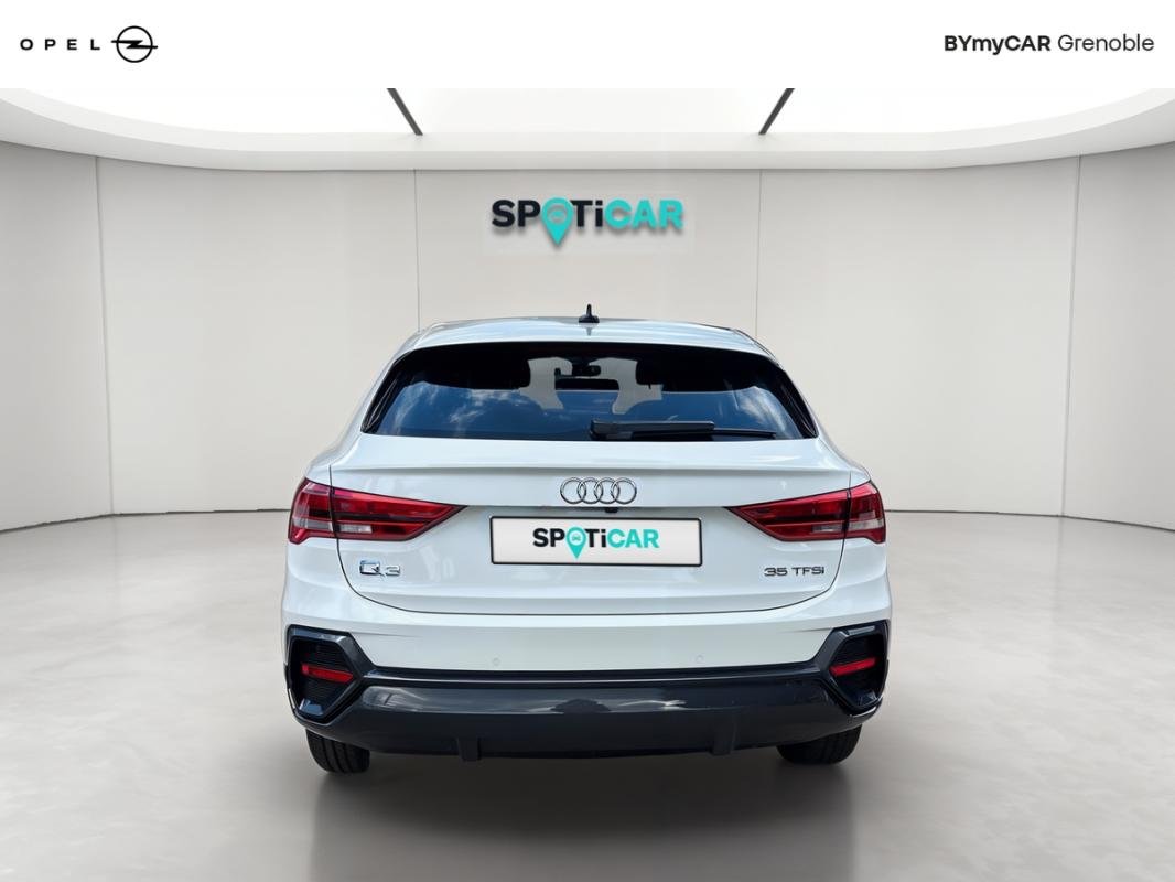 Audi Q3 Sportback - Photo 4