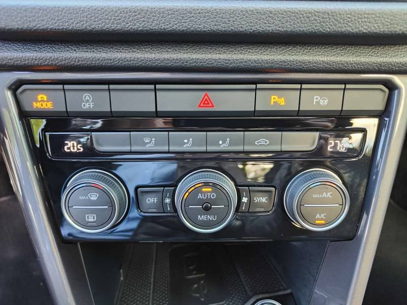 Volkswagen T-Roc - Photo 30