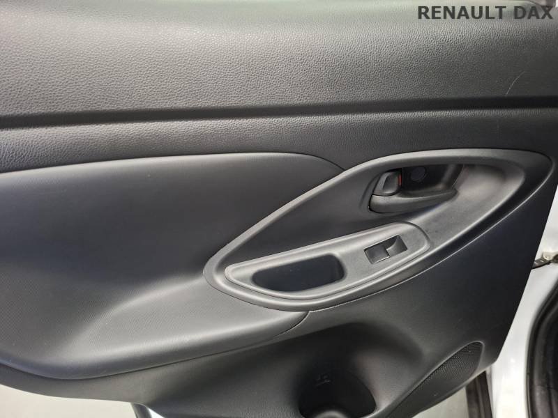 Toyota Yaris - Photo 32