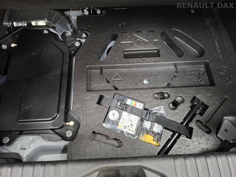 Renault Clio - Photo 22