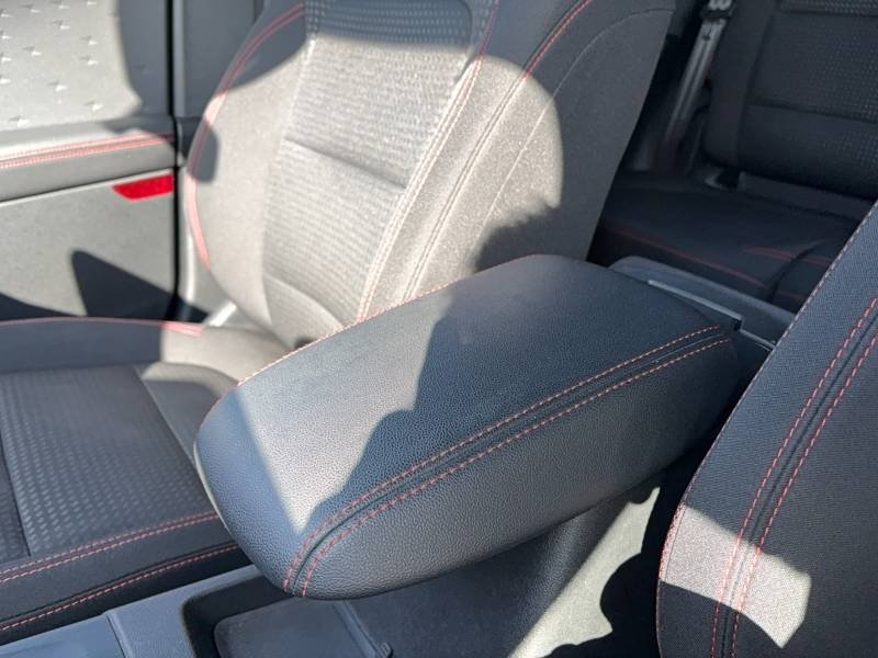 Ford Kuga - Photo 34