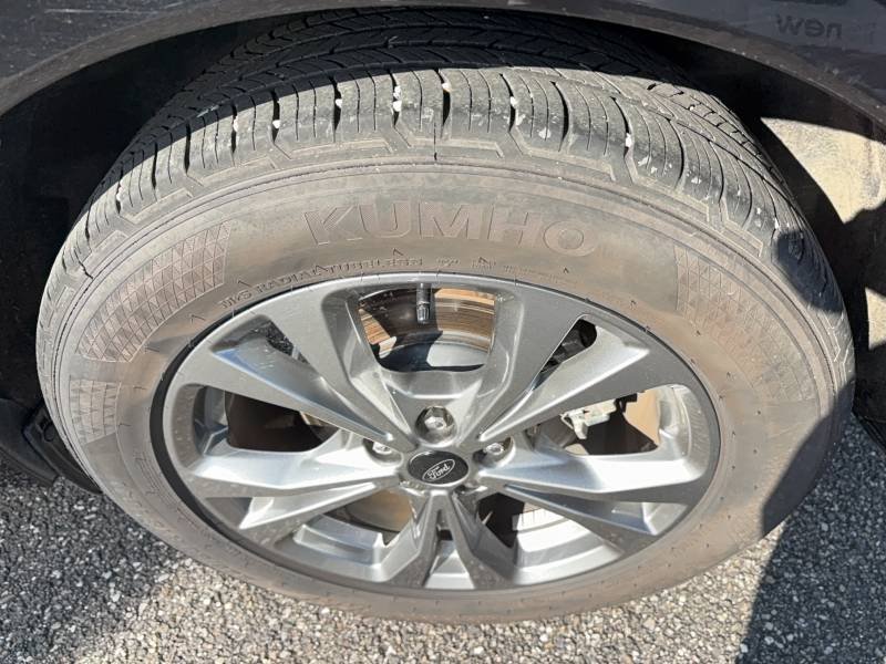 Ford Kuga - Photo 8