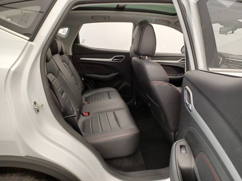 MG ZS - Photo 15