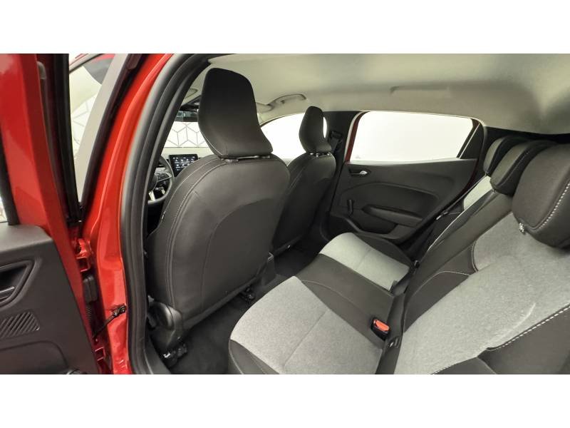 Renault Clio - Photo 25