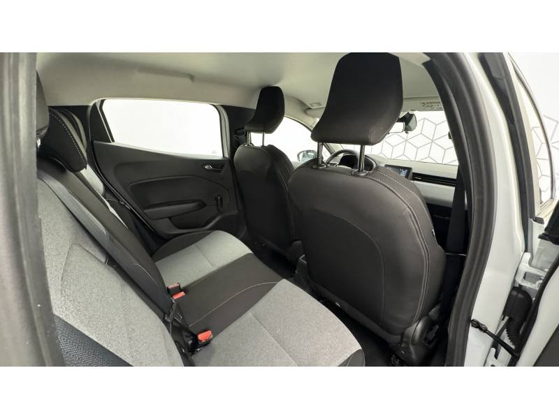 Renault Clio - Photo 18