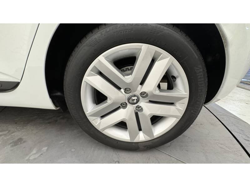 Renault Clio - Photo 23