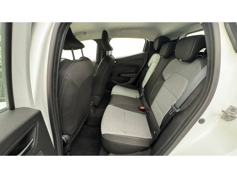 Renault Clio - Photo 24