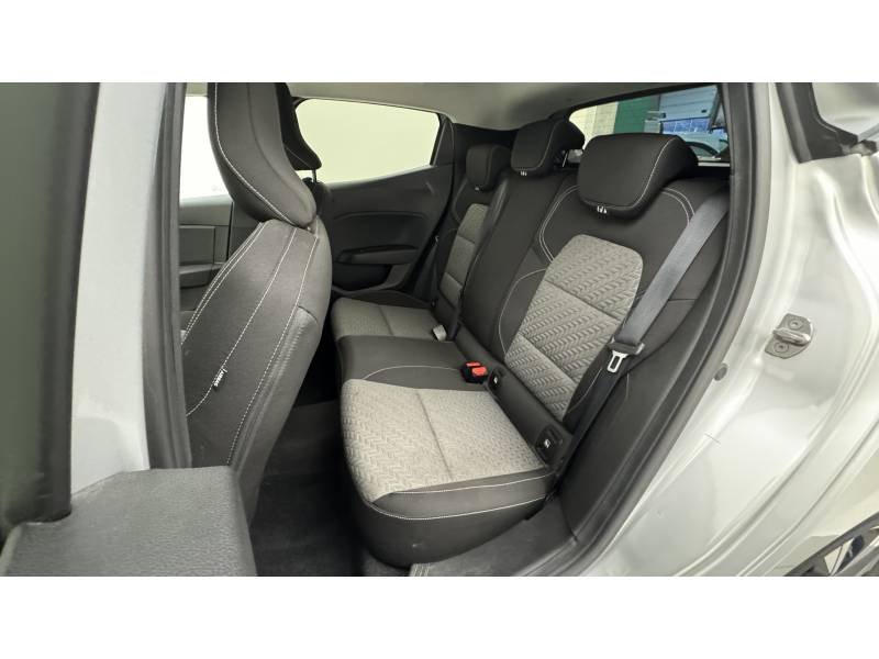 Renault Clio - Photo 24