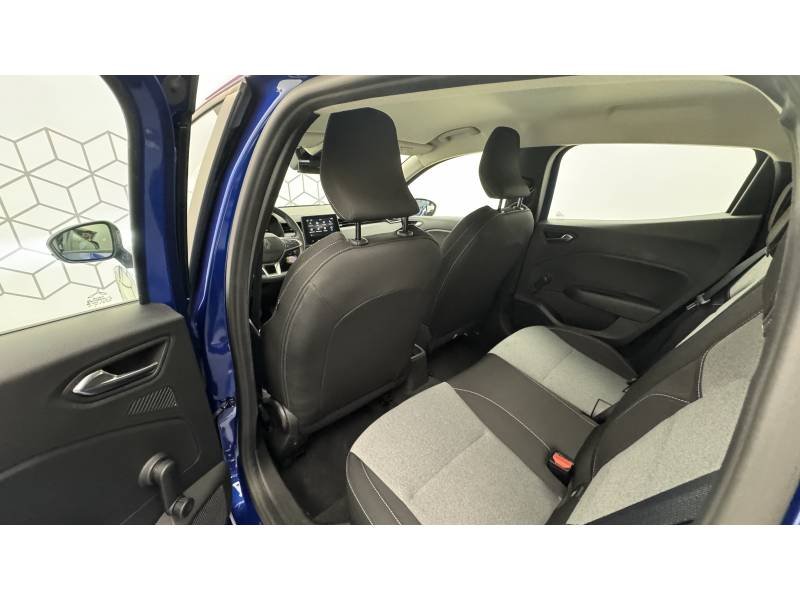 Renault Clio - Photo 24