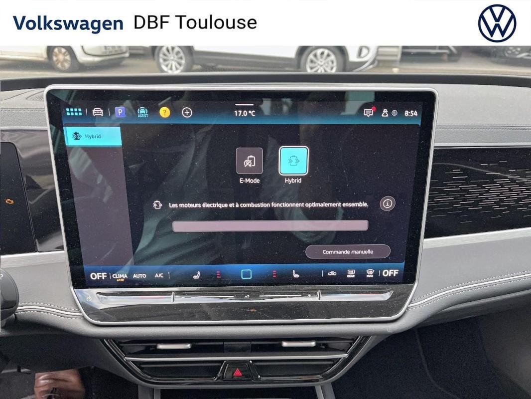 Volkswagen Passat - Photo 16