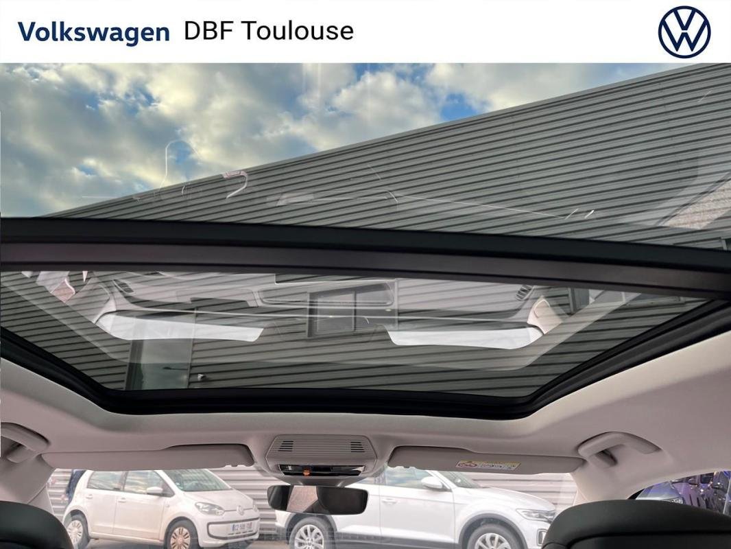 Volkswagen Passat - Photo 29