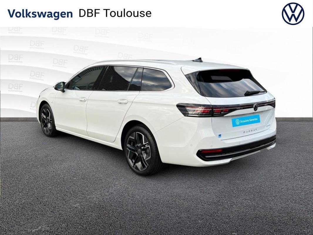 Volkswagen Passat - Photo 3