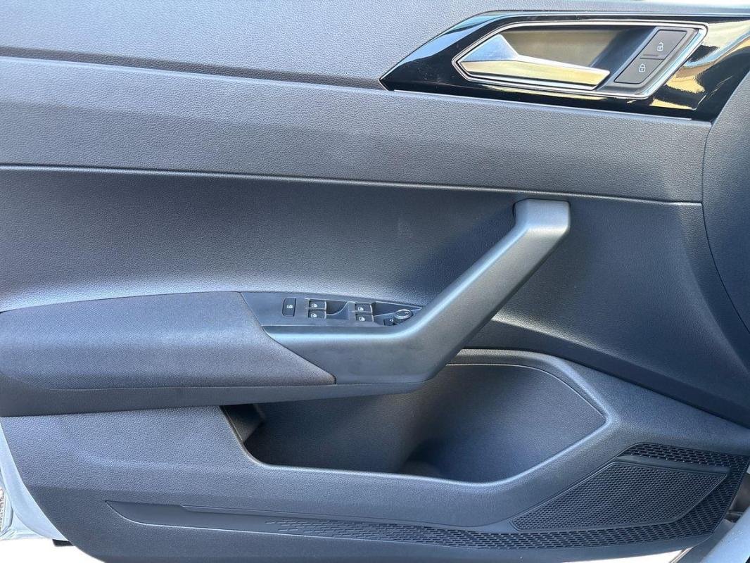 Volkswagen Polo - Photo 16