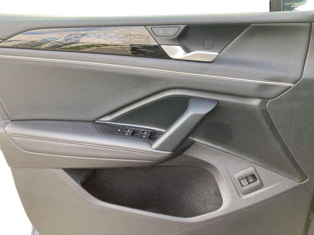 Volkswagen Tiguan - Photo 15