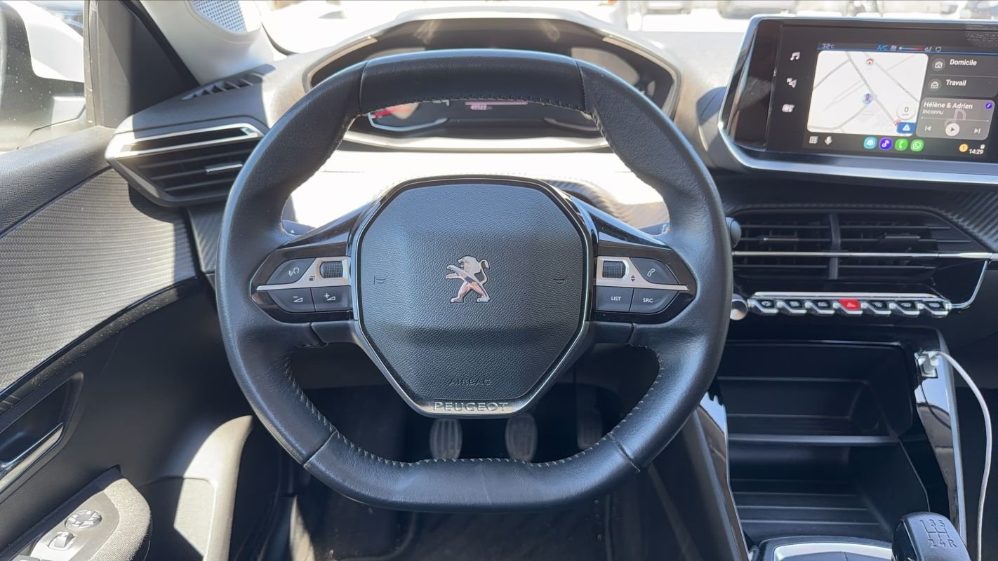 Peugeot 208 - Photo 23