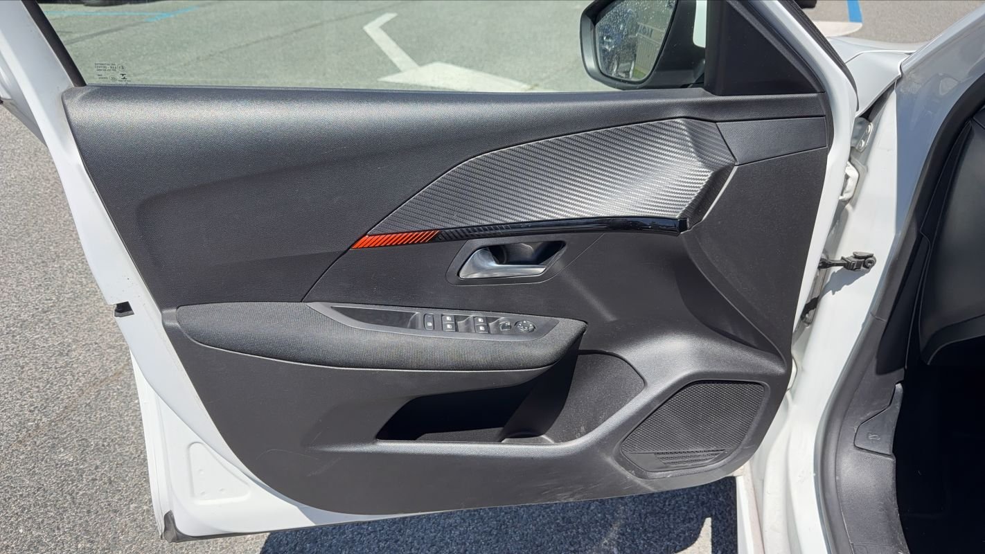 Peugeot 208 - Photo 7