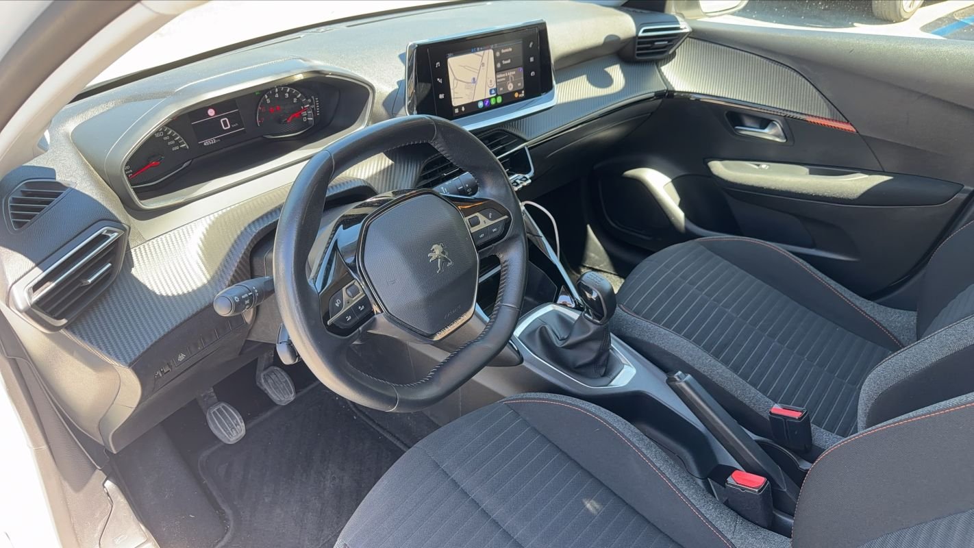 Peugeot 208 - Photo 8