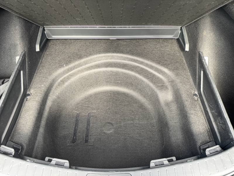 Toyota Corolla - Photo 16